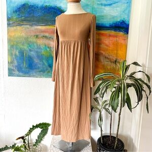Old Navy Womens Camel Maternity Long Sleeve Maxi Dress with Pockets